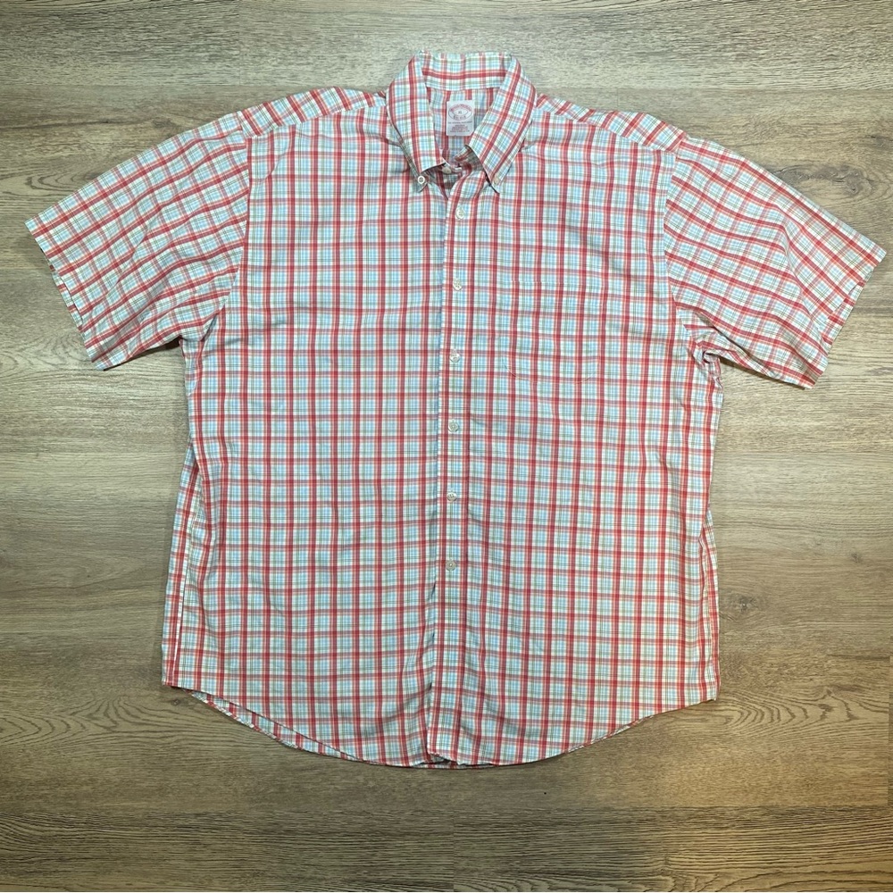 Brooks Brothers Short Sleeve Shirt Men’s XL Plaid Regular Red White Supima